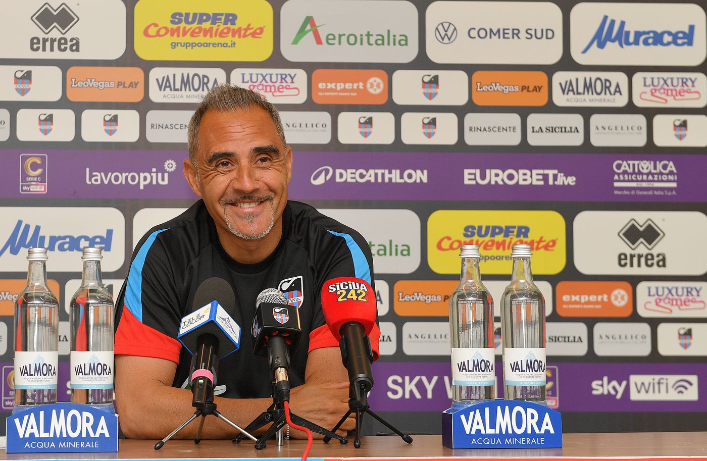mister toscano conferenza pre